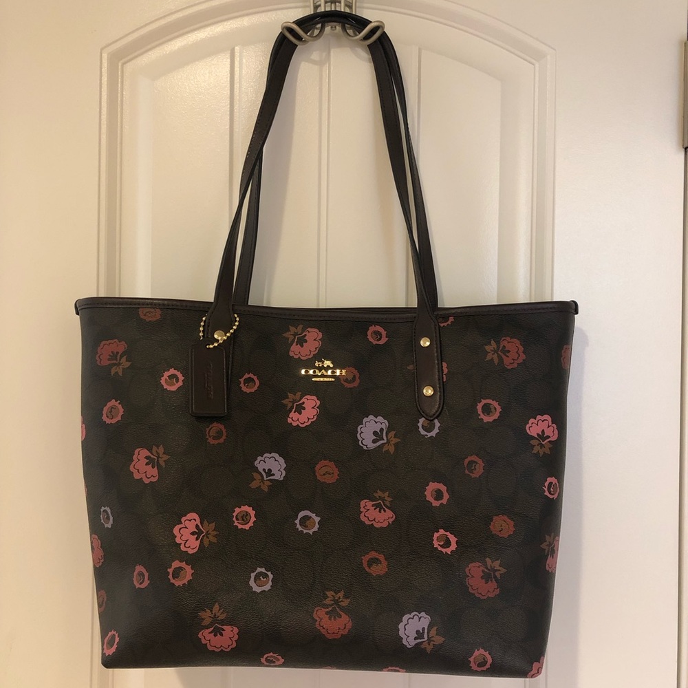 Coach Printed Floral Logo City Tote